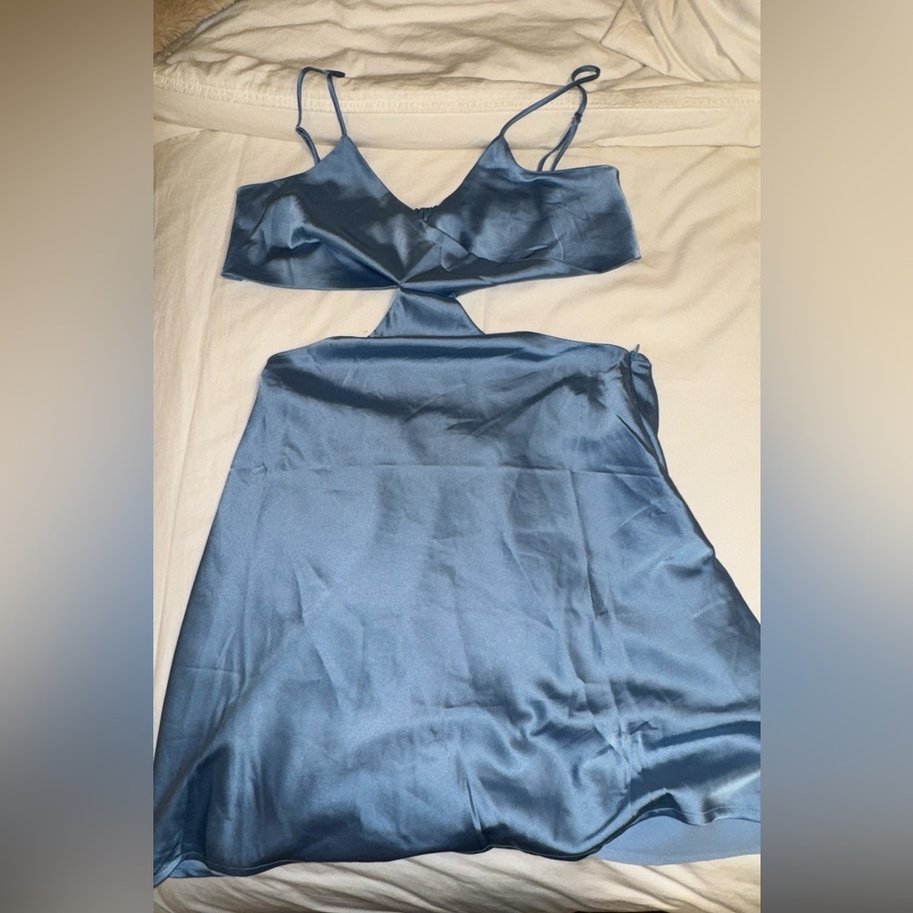 CRISS CROSS SATIN CUTOUT BACKLESS MINI DRESS